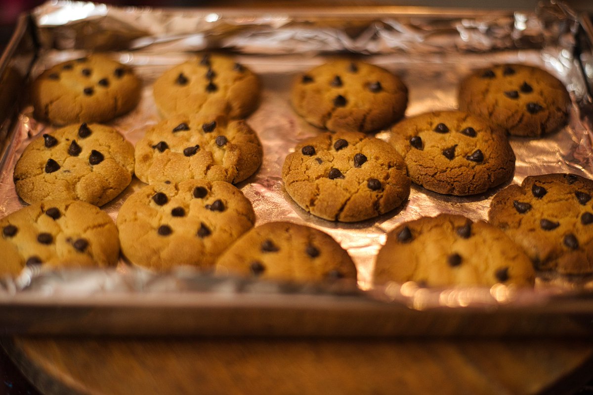 chauchaubhath's tweet image. The evening's project. 😊

#Sunday #bake #chocolatechip