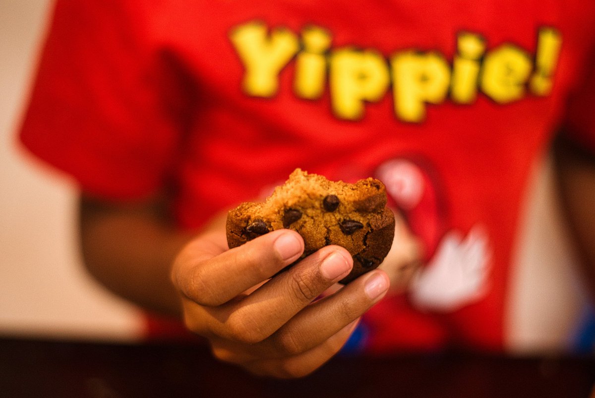 chauchaubhath's tweet image. The evening's project. 😊

#Sunday #bake #chocolatechip