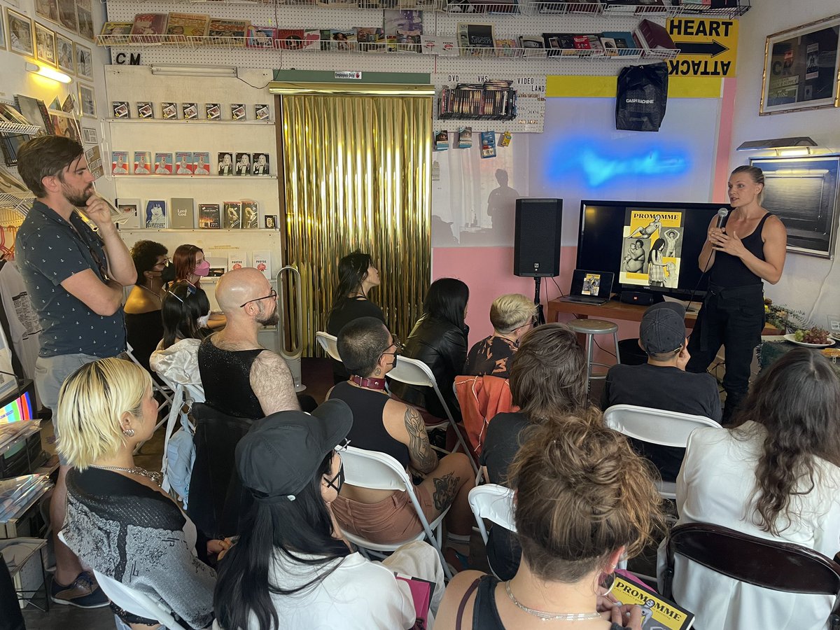 This was so cute! Thank you to everyone who came out 🥰