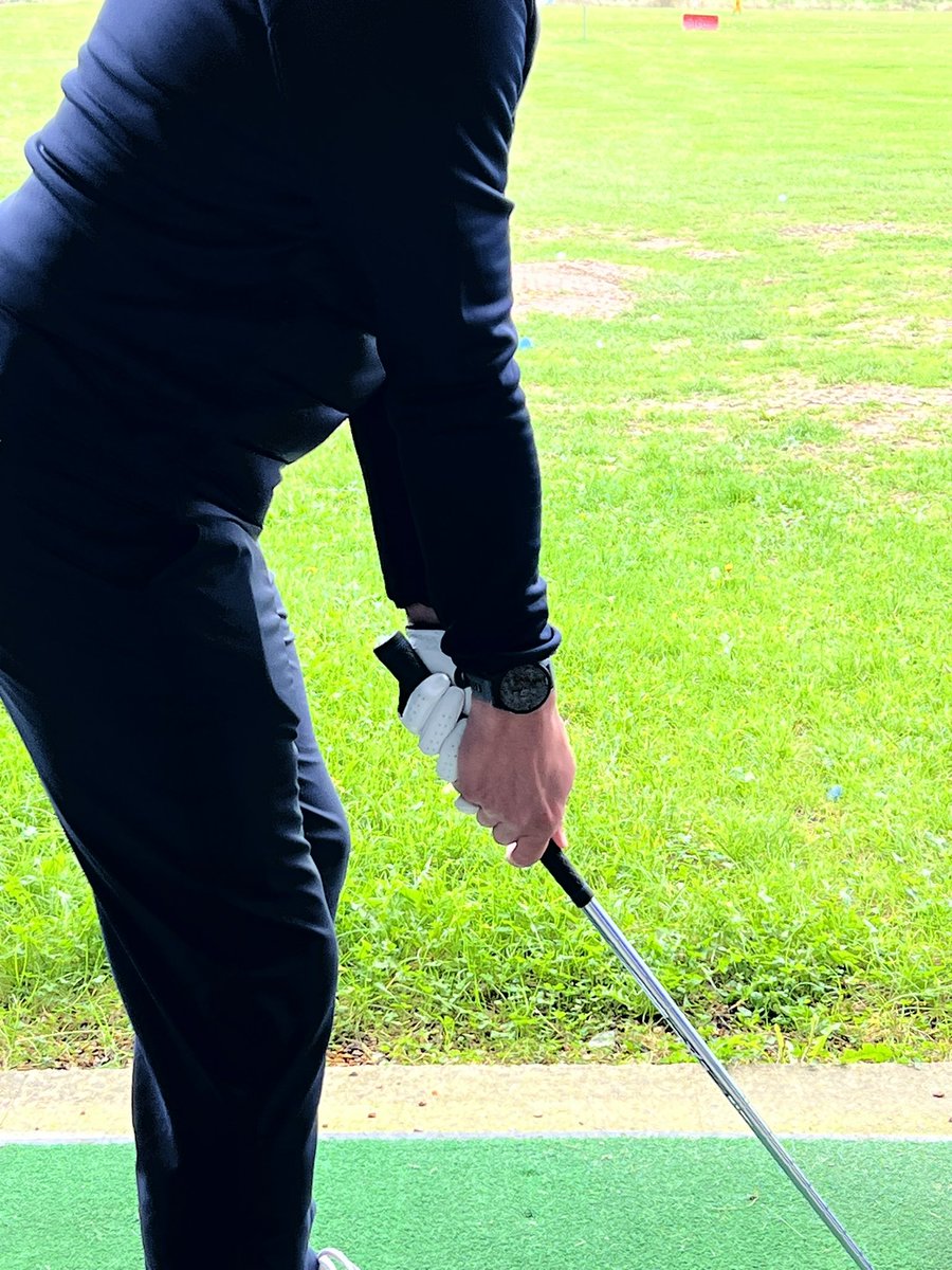 SBennettGolf's tweet image. Subtle set up suggestions on a soggy Sunday. The good news.. My client left his lesson with a big smile and no slice ⛳️

#PGACoaching #GolfLessons