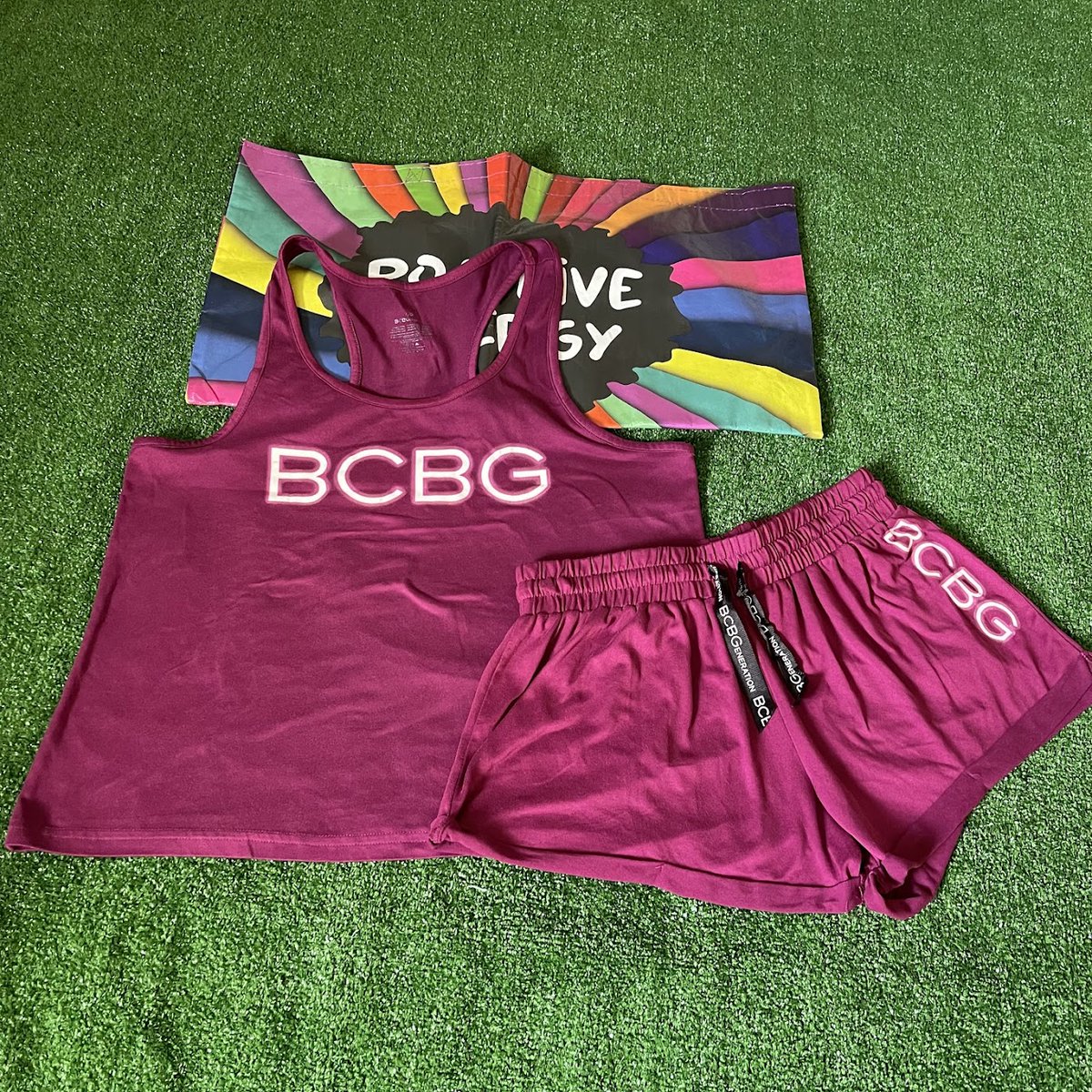 myclosetym's tweet image. BCBGeneration Elastic Waist Short and Racerback Tank Top Workout Yoga Set Size L   

#BCBGeneration #WorkoutSet #YogaSet #ElasticWaistShorts #RacerbackTank #ActiveWear #SizeL #FitnessFashion #YogaOutfit #ComfortAndStyle #SportyChic
ebay.com/itm/1267323429…