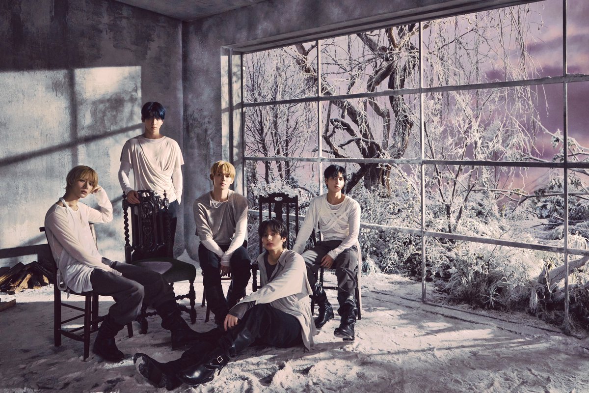 mo5txt's tweet photo. The Star Chapter: SANCTUARY - Concept Photo 'SAVIOR' - #TXT #투모로우바이투게더 https://t.co/rRM8bLziSE