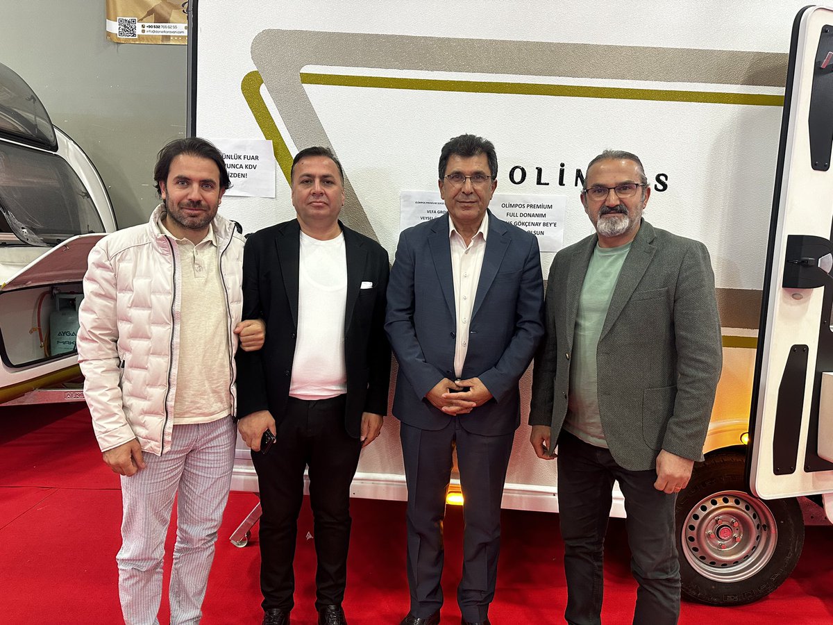 Daniel Karavan tweet media