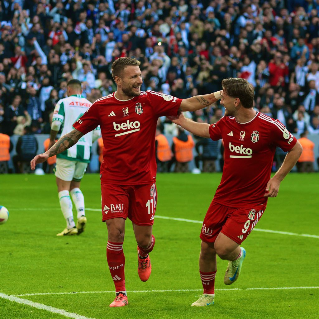 #BJKvKNY | MS | Beşiktaş 2-0 Konyaspor

30’ Immobile (P)
45+2’ Rafa Silva