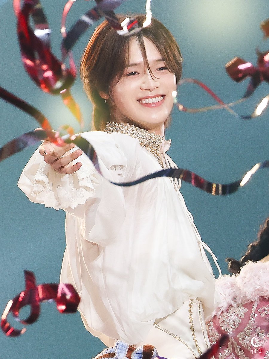 spiKa10210921's tweet photo. ｡⋆*👑HAPPY K DAY👑*⋆｡ 

Happy Birthday. 
I always wish you more and more worlds to fly in the future!🕊✨

#HAPPY_K_DAY
#andTEAM 
#andTEAM_K 
#케이 
#ケイくん
#この世界を変えるK_HBD2024
#spiKa https://t.co/00QHcLUqiV