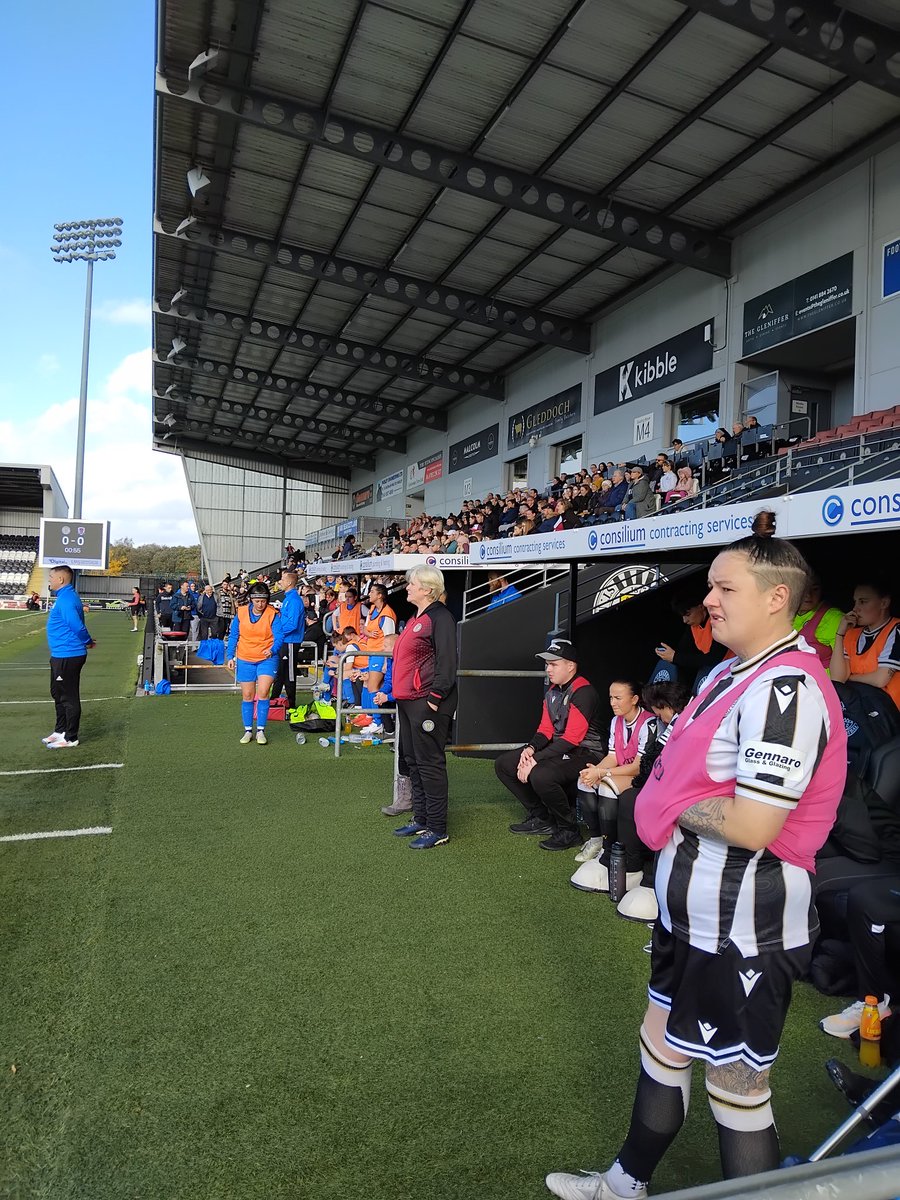 St Mirren WFC tweet media