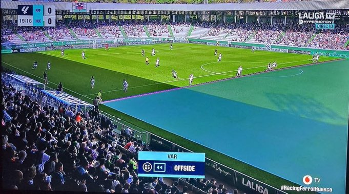 Gol anulado al Racing de Ferrol por esto
Posterior roja al Ferrol (no es)

Este año el hdp de <a href="/Tebasjavier/">Javier Tebas Medrano</a> (declarado hincha del Huesca) está haciendo bien su trabajo