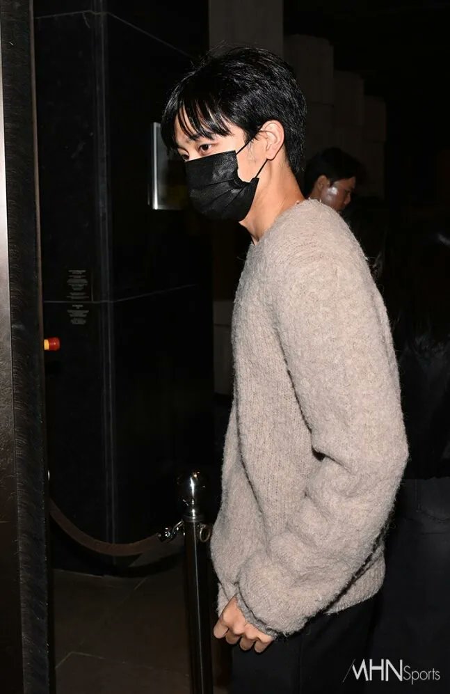 Moon Seyoon, Lee Joon, Dindin, Yoo Seonho as guests for Jo Seho's wedding (20/10/24) 

Kim Jongmin could not go to the first part as he had an event to attend.