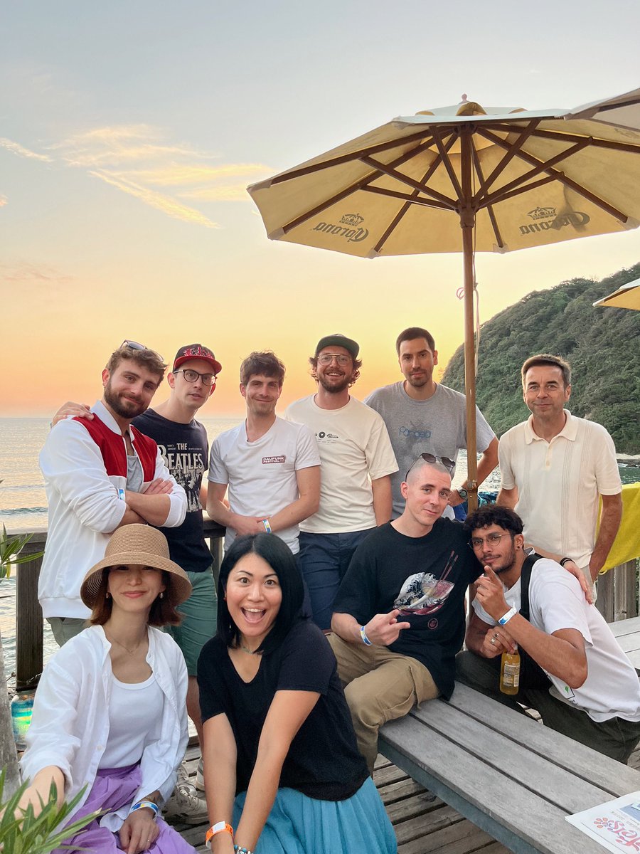 先程オンエアしたSunday Cruisin' 
Surfers公演でもこのコラボが聴けました。（私はギリギリ聴けなかったのだけど🥲）

逗子が似合うユニット、また会う日まで🩵

<a href="/shonanbeachfm/">湘南ビーチFM</a> 
#sunseteasy