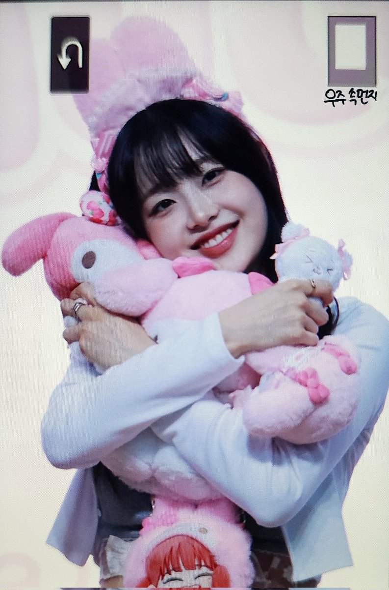 우주속먼지 tweet media
