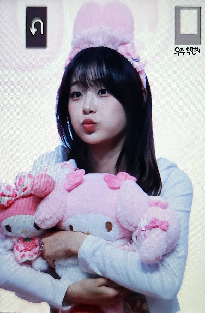 우주속먼지 tweet media