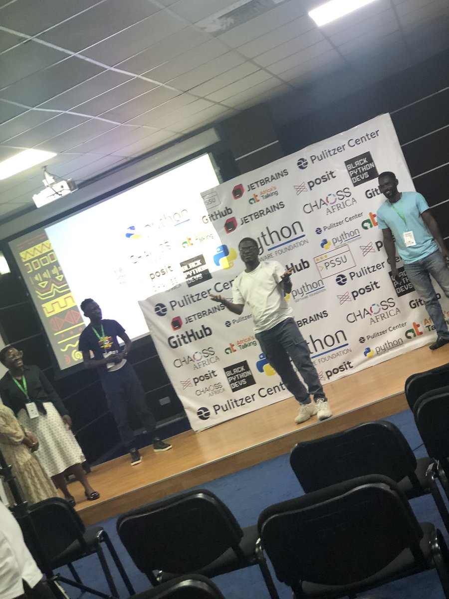 codeaxen's tweet photo. this guy was really funny #pyconUganda #pyconuganda #PyCon #PyConUganda #PyConUganda2024 https://t.co/8TwijO961X