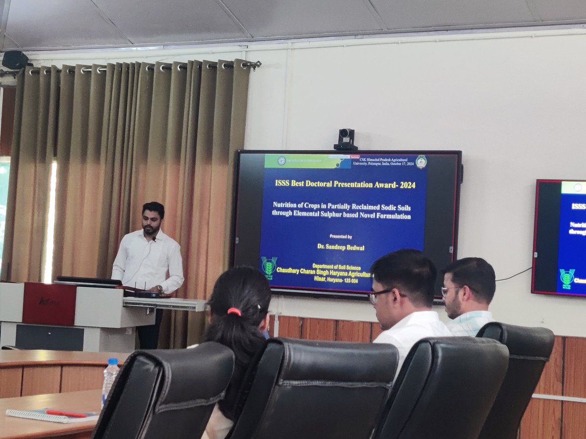 sbedwal519's tweet photo. To my great delight, am happy to present my PhD research work for 🌾ISSS Best Doctoral Presentation Award 2024 at CSKHPKV, Palampur 🧿organised by Indian Society of Soil Science https://t.co/pqL2FCU1TX