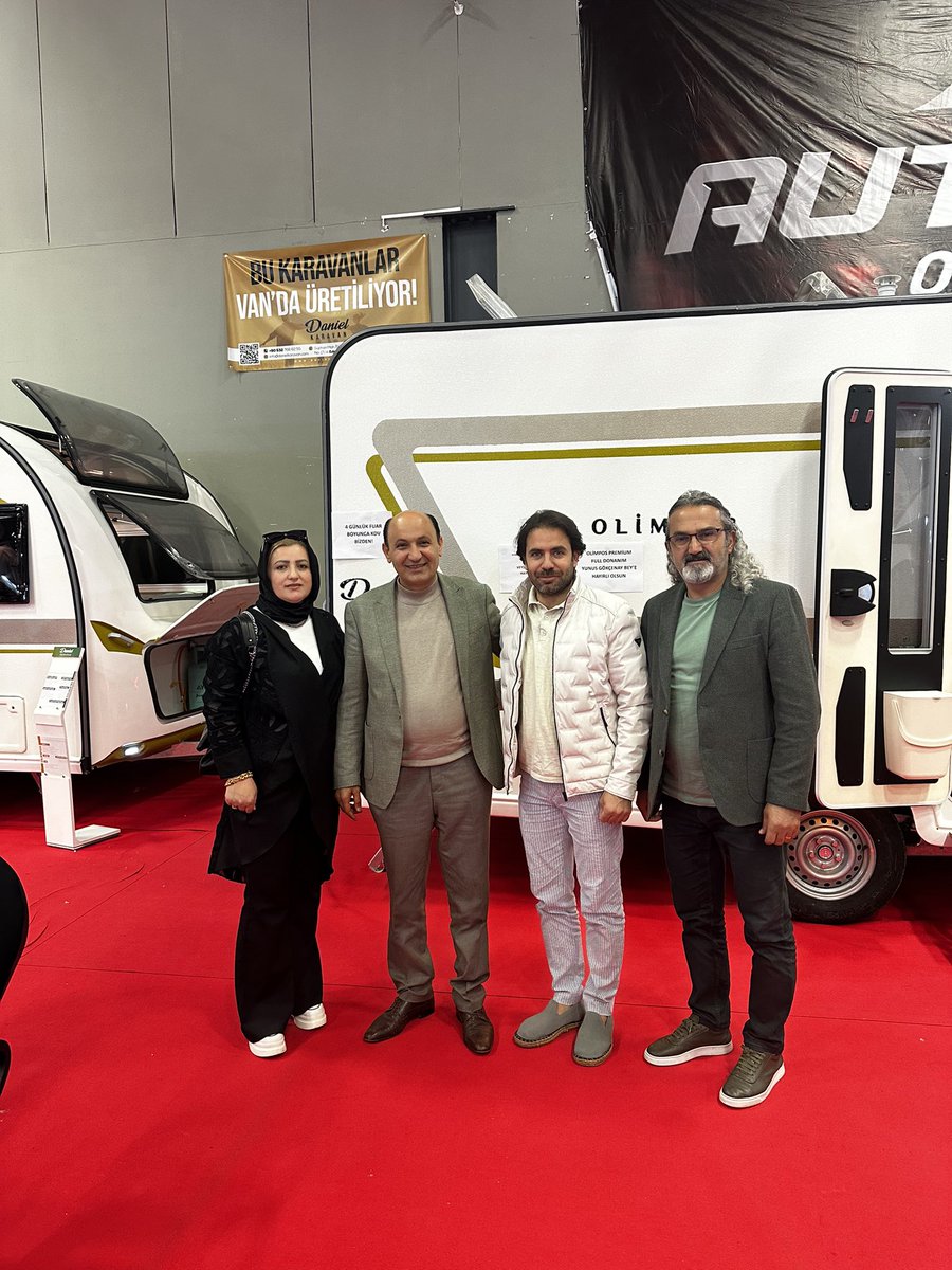 Daniel Karavan tweet media