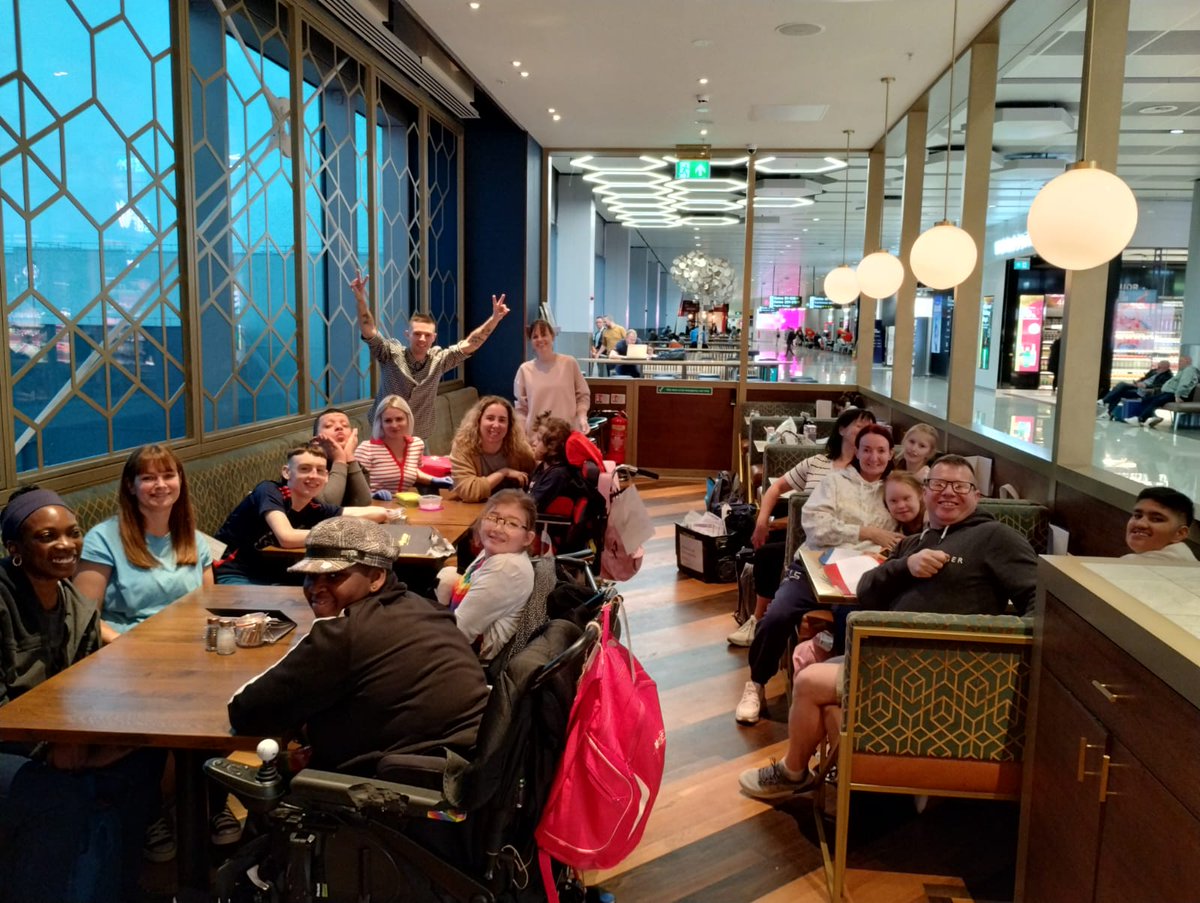 victoria_school's tweet photo. The day has arrived for our amazing group of students &amp; staff to head to Florida for a week
They'll be staying @GKTWVillage through a great partnership with @boparantrust 😍🤩🎉

They've made it safely on the plane after a hearty breakfast! 

#charity #florida #residential https://t.co/onWEHgx5nK