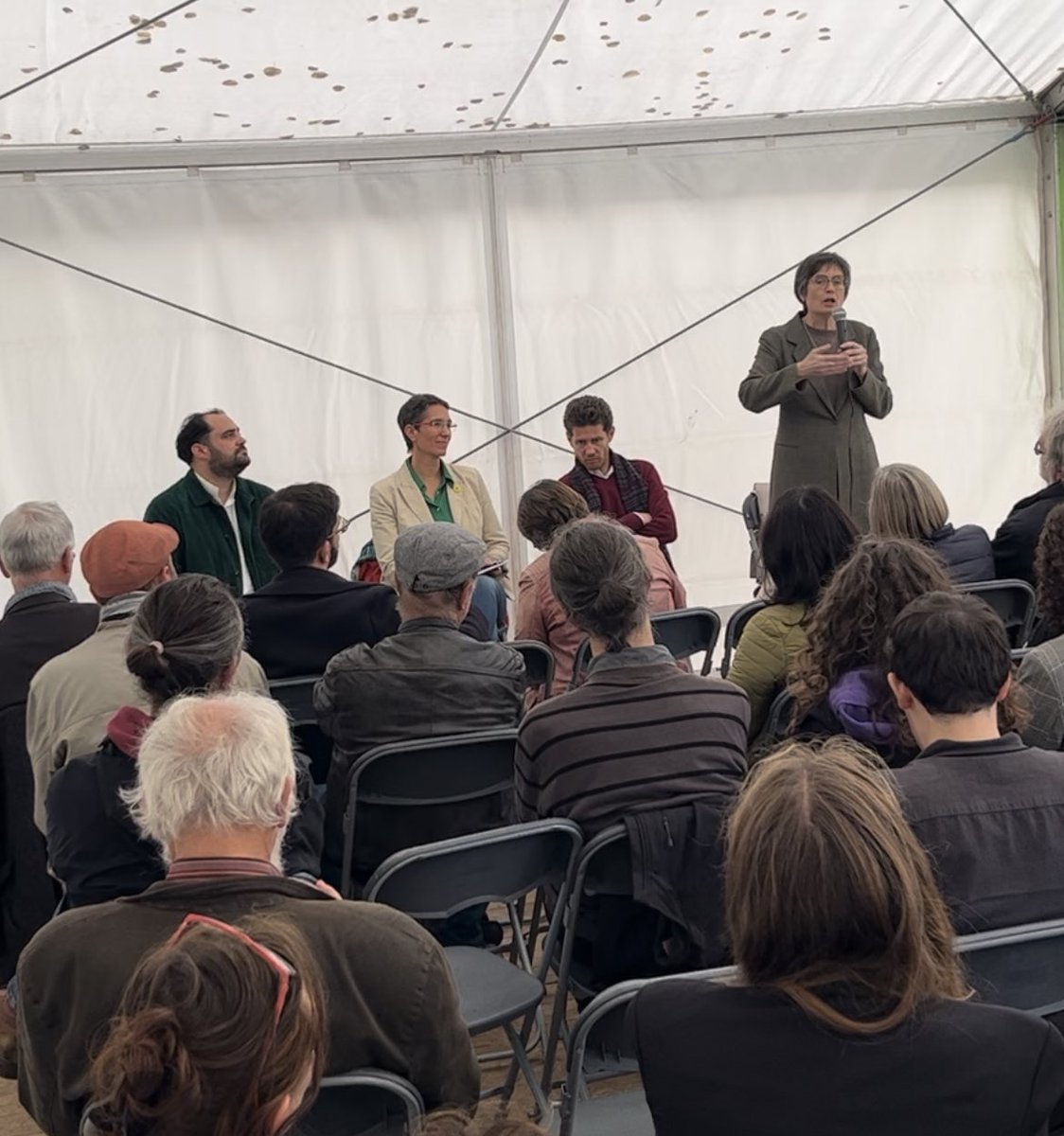 FEVEinfo's tweet image. La FEVE était présente à la deuxième édition des @RuralitesEcolos à Épinal. Riches échanges sur la culture, la démocratie locale, les déserts médicaux, l’éducation, le bien vieillir… L’écologie en ruralités, ça marche !