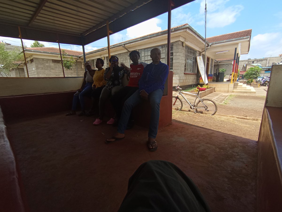 KayoleCJC's tweet photo. 🚨 Police Abuse of Power on Mashujaa Day Eve 🚨

Last night, four Human Rights Defenders from Kayole Community Justice Center were arbitrarily arrested and physica...
https://t.co/6PsSvLWARx

#StopPoliceBrutality #JusticeForHRDs #LandFoodandFreedom #FreeOurComrades  #MashujaaDay https://t.co/FIpHYULhVc