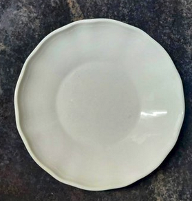 Llevo 8 meses documentando el hambre en #Gaza a través del plato que una familia del norte de la Franja pone en su mesa.
#Israel no permite la entrada de agua, comida y medicinas al norte de Gaza desde comienzos de octubre. Este es el resultado.
Hambre como arma de guerra