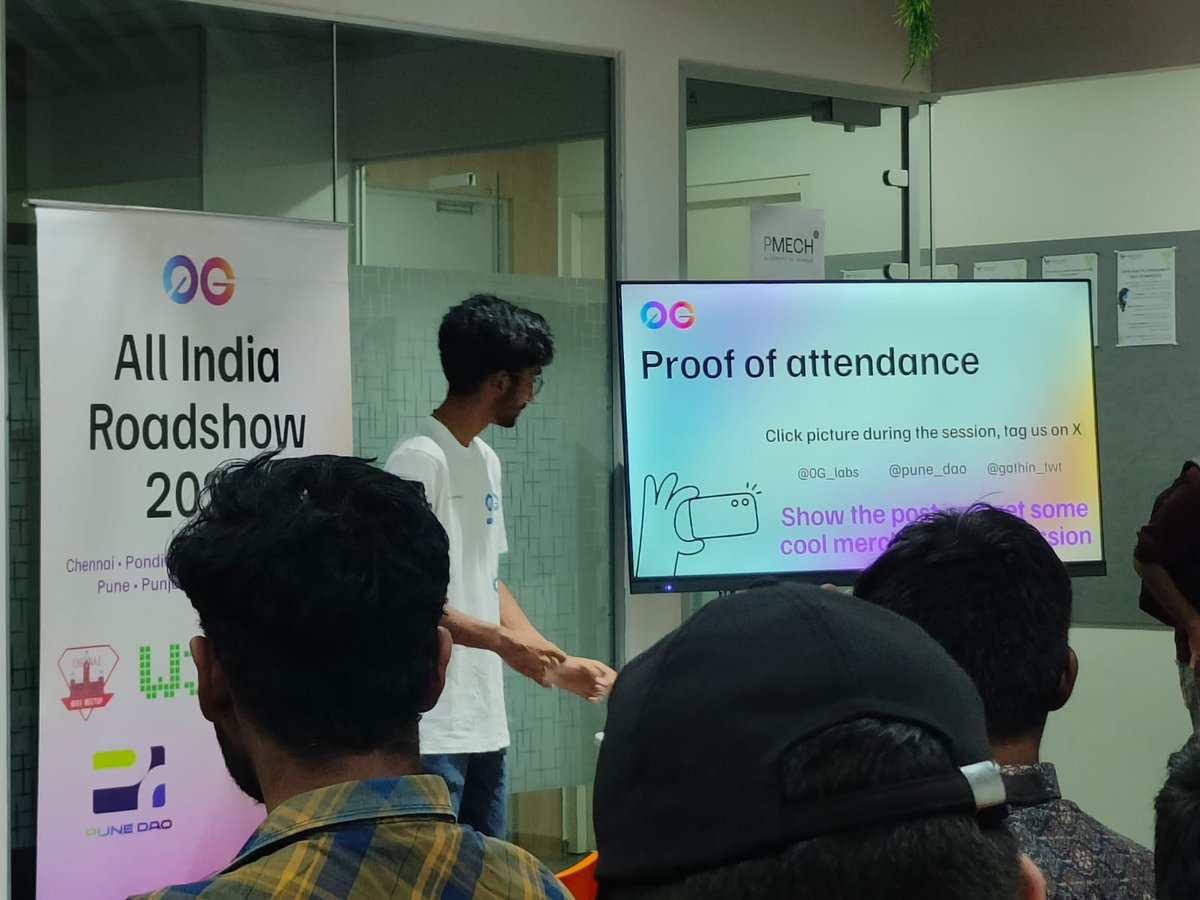 tusharsinghtwt's tweet image. Had an amazing evening at the 0G All India Roadshow in Pune!
@Gathin_twt shared incredible insights on how @0G_labs is transforming decentralized AI with innovative solutions for scalability, storage, and security.
Huge thanks to @pune_dao for hosting such an awesome event!"
