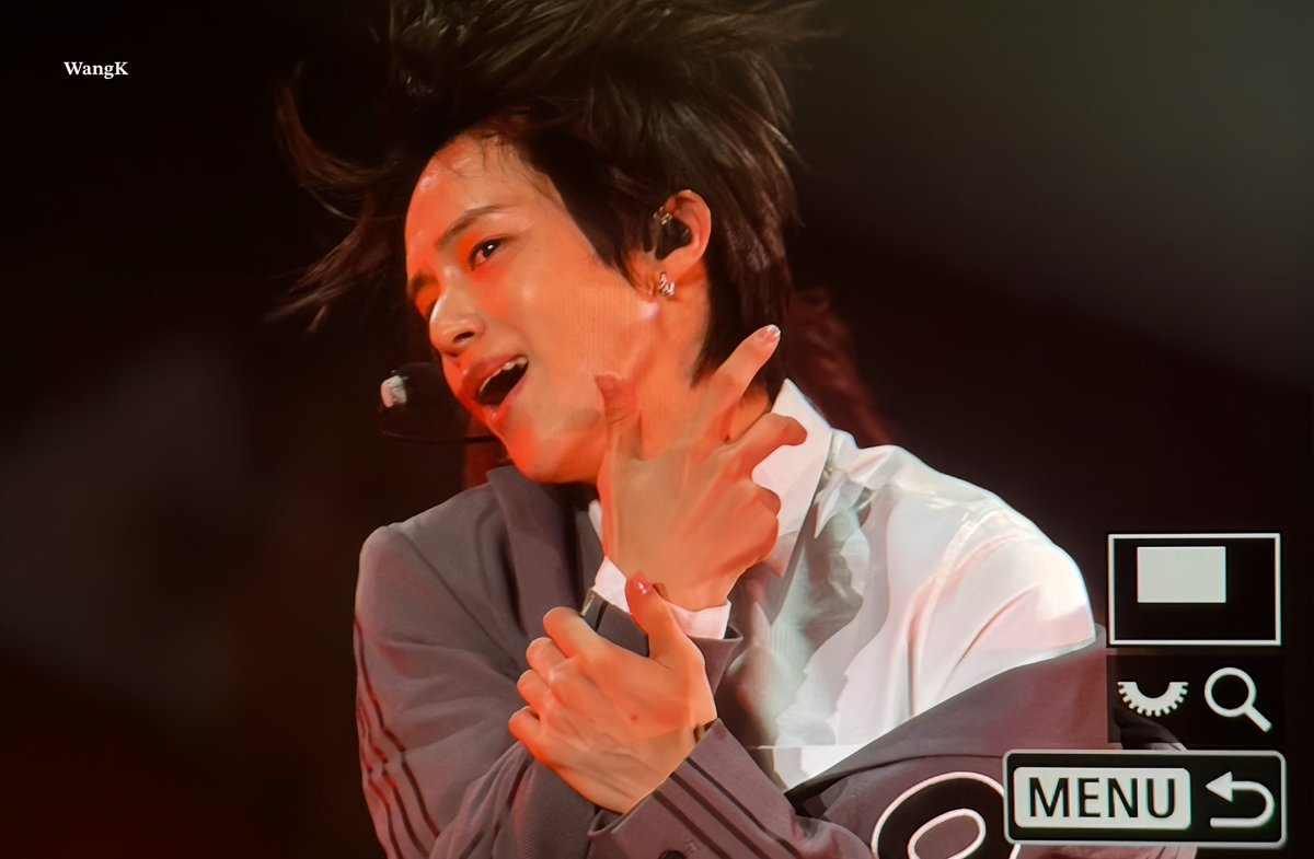 _WangK_'s tweet photo. 241020 Coke STUDIO LIVE 2024

수고했어요 ㅠㅠㅠ
세계 제일의 남자 멋있어요!!!

#andTEAM #앤팀 #andTEAM_K 
#케이 #ケイ #K https://t.co/bp2pnutV9p