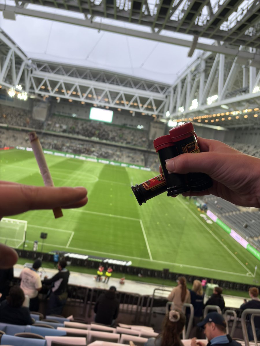 Mio | A210 tweet media