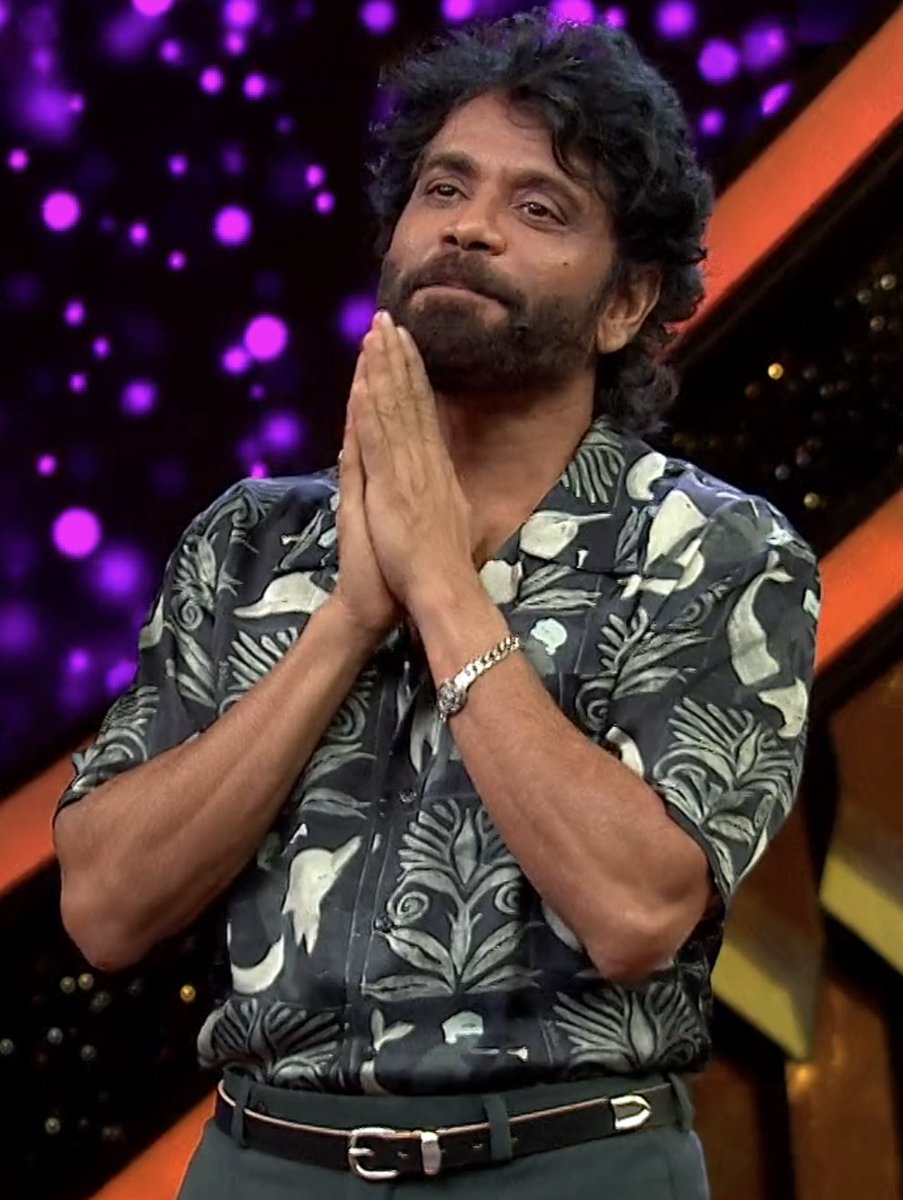 BBTeluguViews's tweet photo. Nag Hosting 👇

1. Ee vaaram nuvvvem chesaav?
2. Ekkada Thaapu chesaav cheppu?
3. Housemates Emantaaru?
4. Prithvi my dear friend
5. Stand up. 
6. Okay sit down. 
7. Naaku ayithe alane anipinchindhi. 
8. Kalaamma Thalli muddhu bidda.
9. People are watching you.
10. Love you Magaleeee
11. Okay. Don’t repeat it. 
12. Now a small break. I will be back.