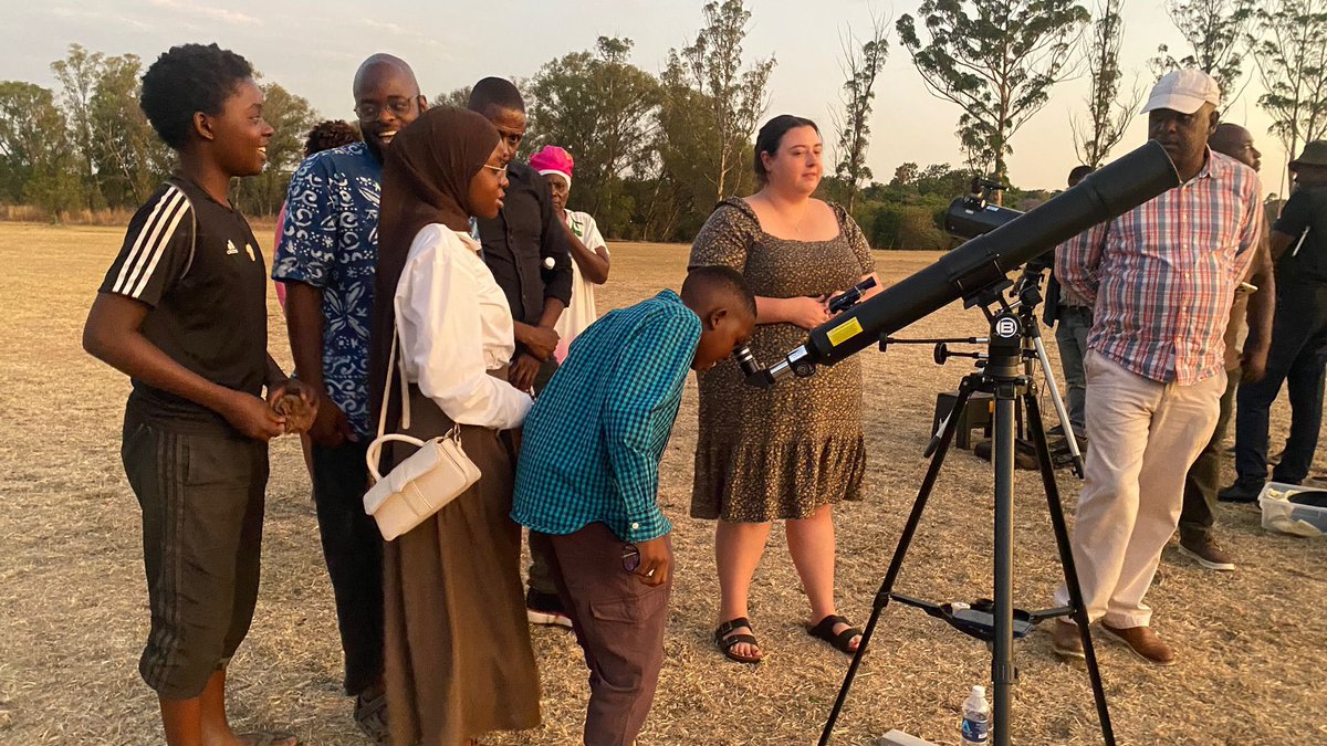 Zimbabwean Astronomical Society tweet media