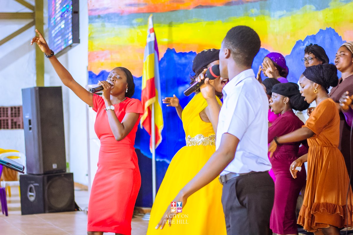 Foursquarejeb's tweet image. The Chosen Generation Choir ministering 
Volume Of The Book by Moses Akoh @MosesAkohJr 

Our heart is set to do Your will, oh God!

🎶I will do your will 
Do your will 
Do your will oh God🎶

#FGCJebakochurch
#HOTFservice
#Yourwill