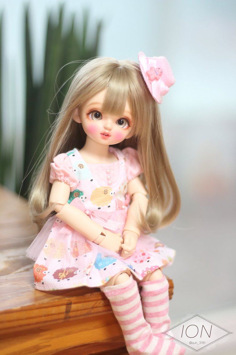 모카님  댁 라피스 ♥
오랜만에 인형 사진 올리려니 매우 낯선 중..^.^;;

<a href="/UfpEIly3w4E9XKd/">모카머핀</a>