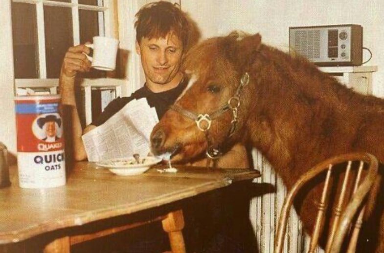 myelessar's tweet photo. happy birthday to viggo mortensen <3 https://t.co/1t0cFzzawF