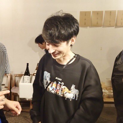奇奇怪怪のスウェットがかわいすぎて爆笑