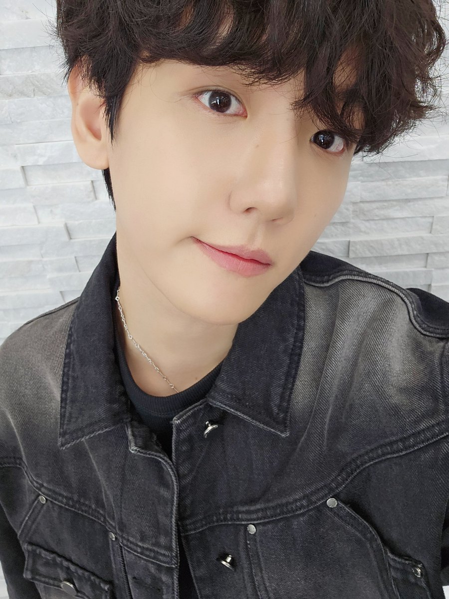 BAEKHYUN_official tweet media
