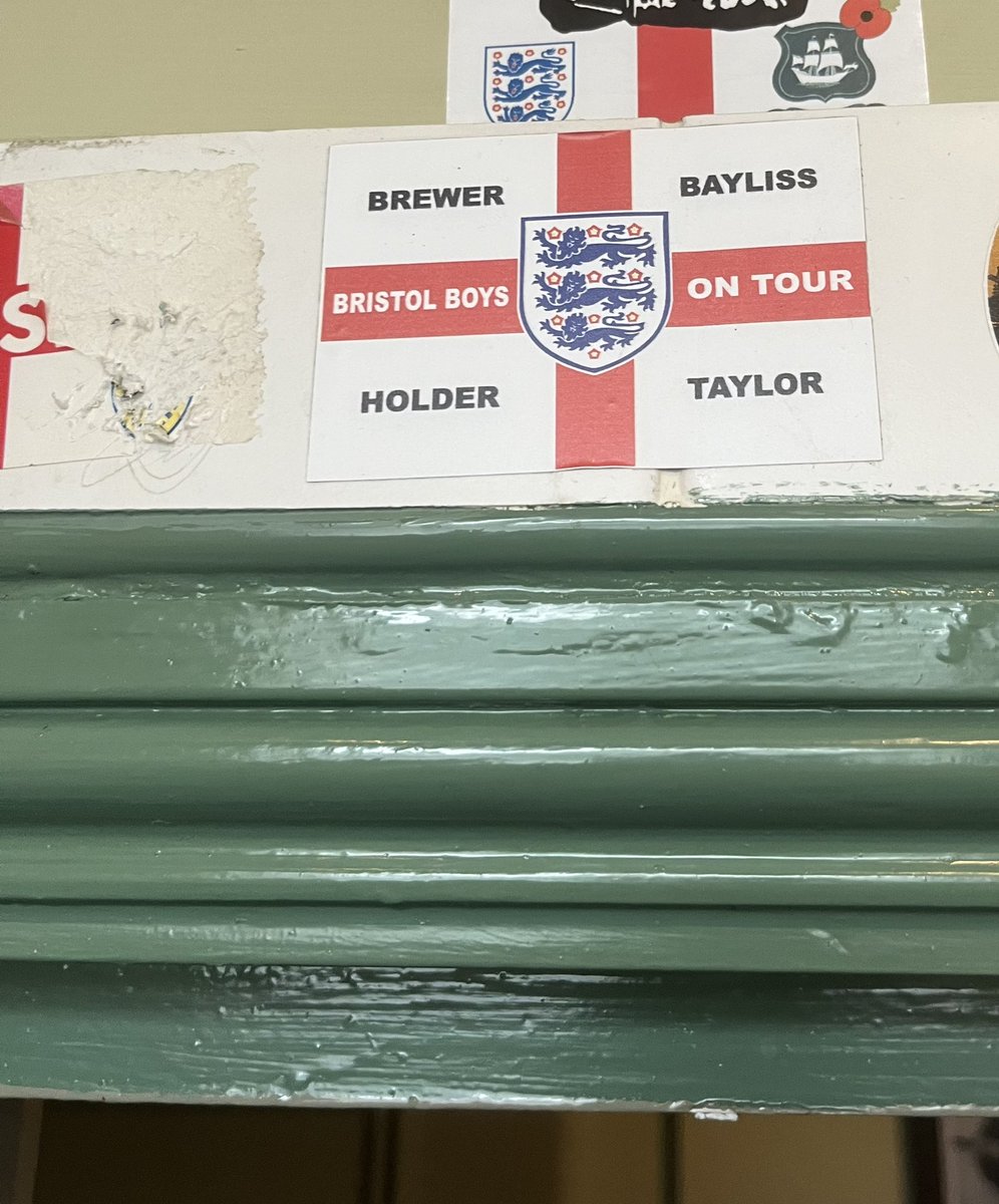 ShaneHenley's tweet photo. @AaronBrewer9928 lovely piss near Wembley https://t.co/8MalNvKZAM