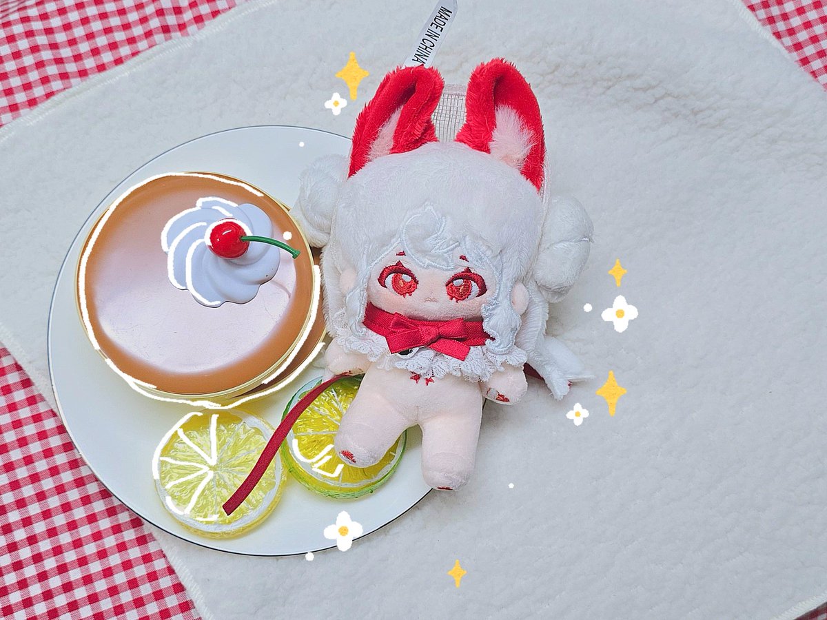 프리릴과 쁘리릴의 공구가 서서히 마무리되는 중이기에 다음 공구를 진행해보려 합니다.☺️
그러니 심뭉&amp;파링이 바다말랑이 세트와 딸기 바니닝 둘 중 먼저 만나보고 싶은 인형을 투표해주세요!

*순서의 차이가 있을 뿐 모든 인형은 공구 진행됩니다.🙇‍♀️

#무속성_바다말랑이 #무속성_바니닝