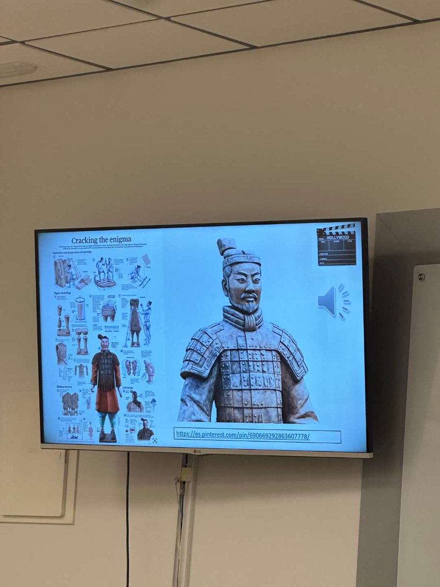 CorderiNovoa's tweet photo. Teacher training in drama for Chinese teachers at Madrid's Confucius Institute. 🀄🎎🧧✨ @MadridConfucio @CatedraChina @IGADI_info @FundacionBarrie @EduXunta  @EoiCorunha https://t.co/un551vacR3