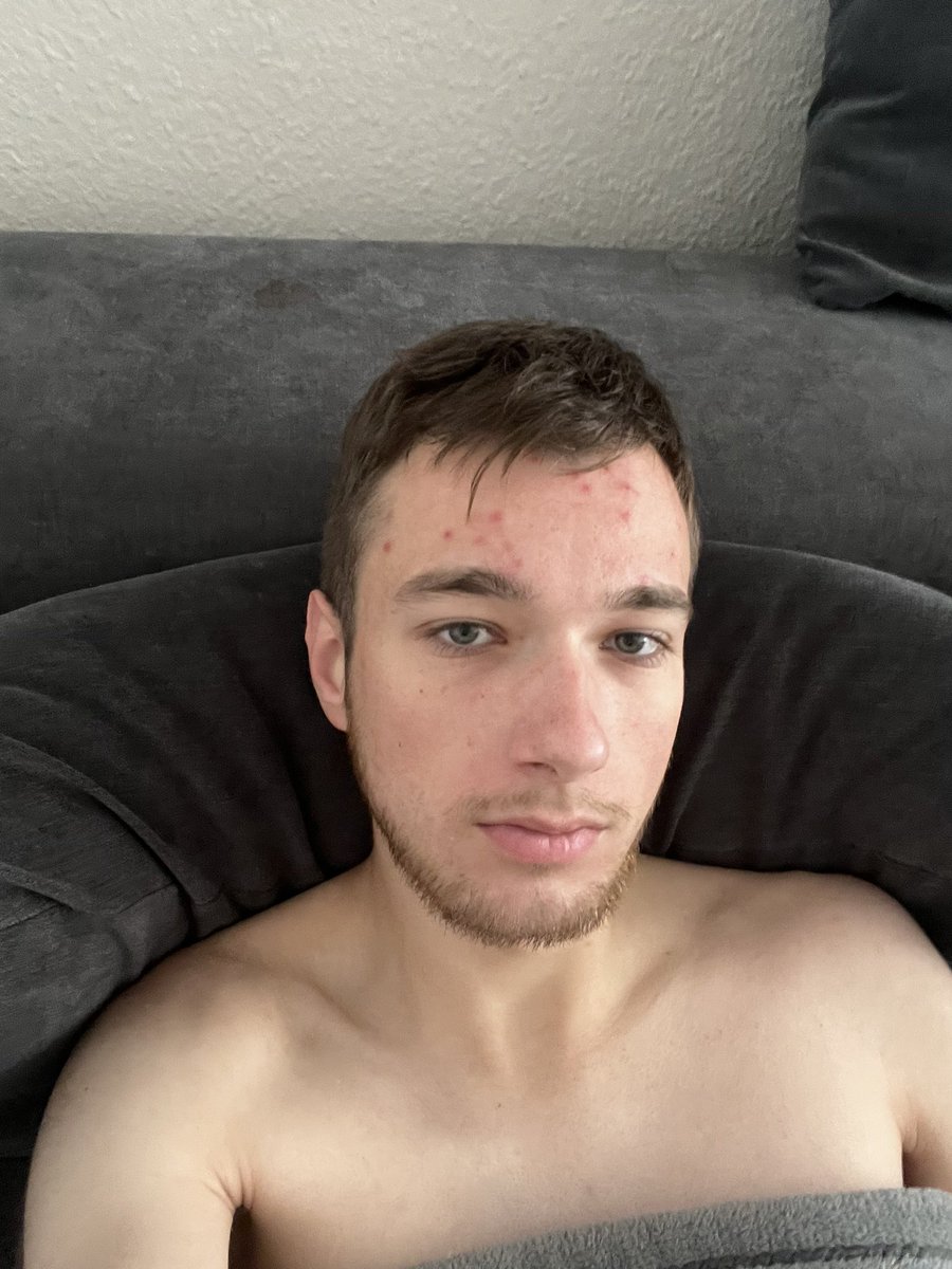 Guten Morgen/Mittag, wie kann man am besten den Sonntag verbringen als auf dem Sofa zu liegen und ne Stunde Animal Crossing auf der Switch zu spielen. Einen schönen Sonntag an euch