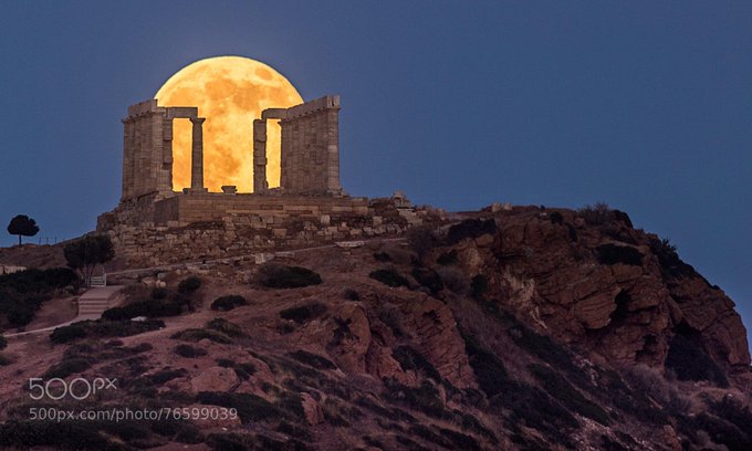 David_eficaz's tweet photo. 26. La Superluna en el Templo de Poseidón https://t.co/sXIn7wJ6UP