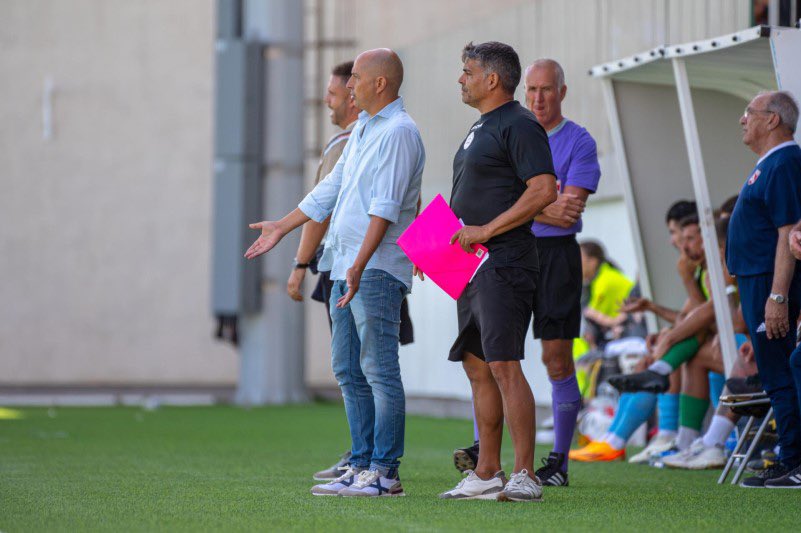Lincoln Red Imps FC (@lincolnredimps) on Twitter photo 🗣️ “Every game is a chance to prove ourselves and grow as a team”
⚽️ <a href="/davidcpiquer/">Davidentrenador</a> looks ahead to today’s <a href="/GibraltarFL/">Gibraltar Football League</a> clash with <a href="/MonsCalpeSC/">Mons Calpe S.C. Gibraltar</a>
👉 lincolnredimpsfc.co.uk/news/David-hap…
#LRI #GFL 👹 🗣️ “Every game is a chance to prove ourselves and grow as a team”
⚽️ <a href="/davidcpiquer/">Davidentrenador</a> looks ahead to today’s <a href="/GibraltarFL/">Gibraltar Football League</a> clash with <a href="/MonsCalpeSC/">Mons Calpe S.C. Gibraltar</a>
👉 lincolnredimpsfc.co.uk/news/David-hap…
#LRI #GFL 👹