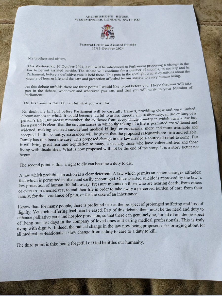 Stephen Jones tweet media