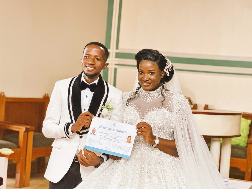 scobalumni's tweet photo. We congratulate our fellow SCOBANIAN Mr. JB Magezi upon this milestone. Love is a beautiful thing and we wish you the best. Go SCOBANIAN https://t.co/TQRyNnbZt4