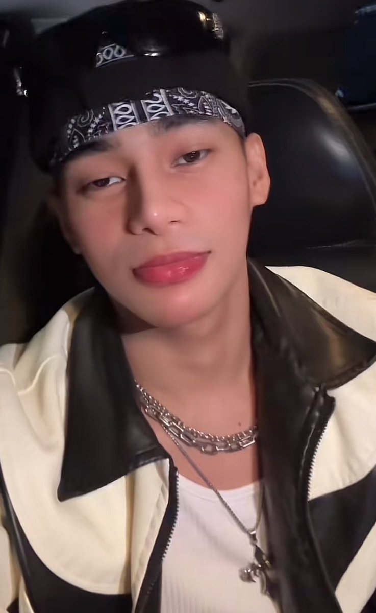 aciesceva's tweet photo. kahit konting awa naman sa’kin @maxieandreison 🥹 https://t.co/AvLCEYZv7G
