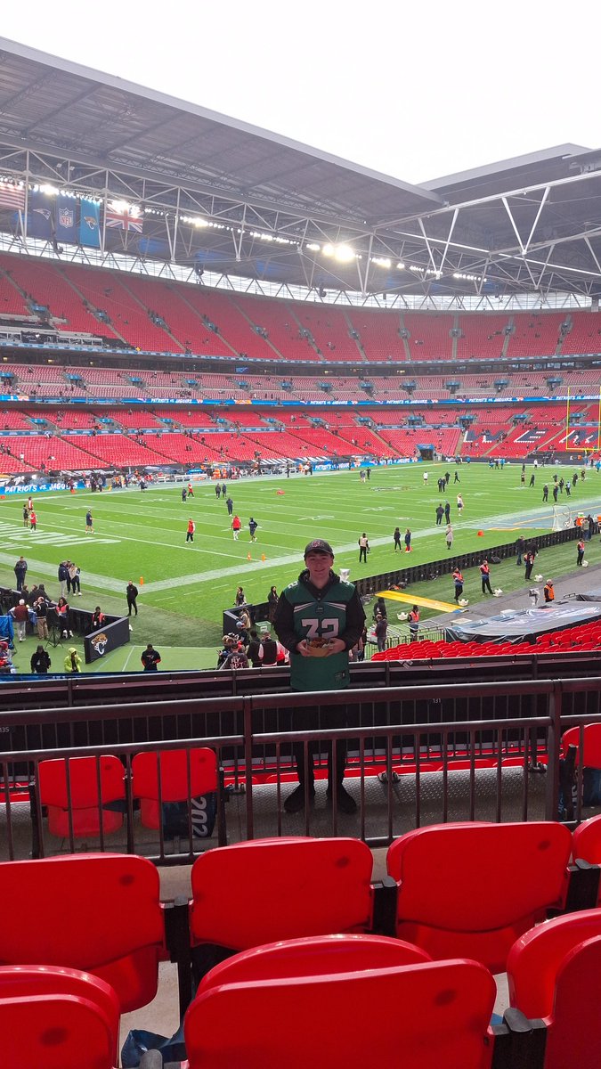 Massive thank you to the <a href="/JaguarsUKandIE/">Jaguars UK and IE</a> for inviting my son and I to <a href="/wembleystadium/">Wembley Stadium</a> for the <a href="/NFL/">NFL</a> International Series Game

<a href="/Jaguars/">Jacksonville Jaguars</a> vs <a href="/Patriots/">New England Patriots</a> 

<a href="/a_f_ireland/">American Football Ireland</a> <a href="/WolfhoundsAFI/">Irish Wolfhounds American Football</a>