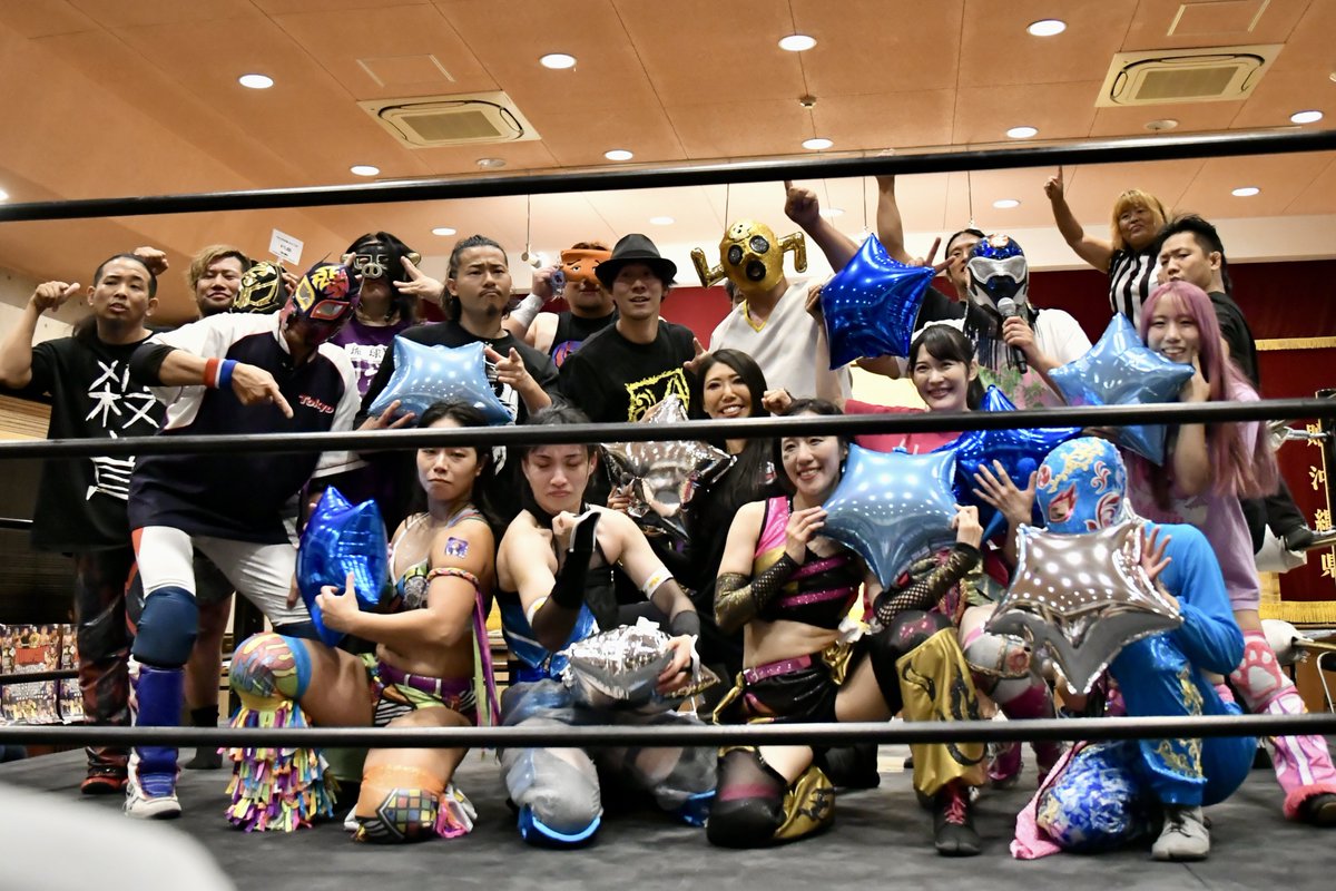 haltomato's tweet image. 24’10.20
プロレスリング銀河騎士団(大阪沖縄会館)

KONOHA選手はじめ皆様の想いがつまった素晴らしい大会でした🌌✨

#プロレスリング銀河騎士団
#KONOHA