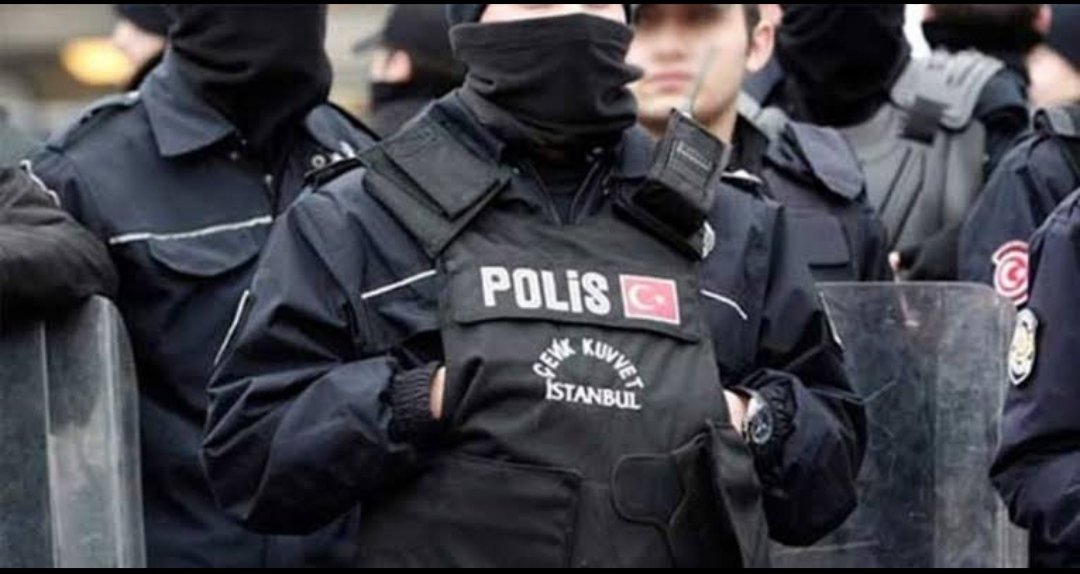 Edanurimek36966's tweet photo. Hayallerimiz var ......@AliYerlikaya #pomemilanıgelsin https://t.co/cTbHO2kMMF