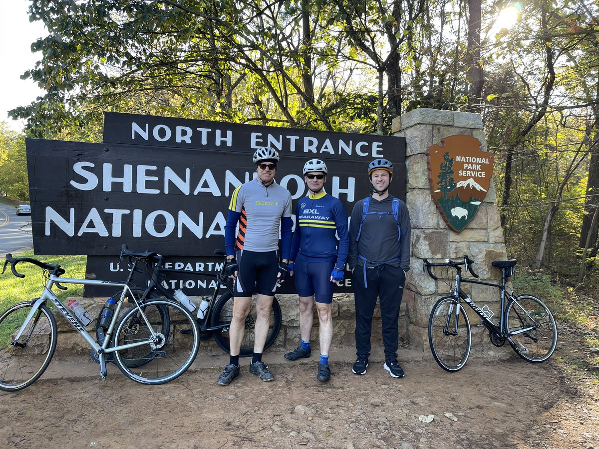 MPC2026CP's tweet photo. Spectacular Shenandoah National Park! Still plenty of time to see the foliage. And by bike you get more time to appreciate it :) https://t.co/LWWkC4LjZu
