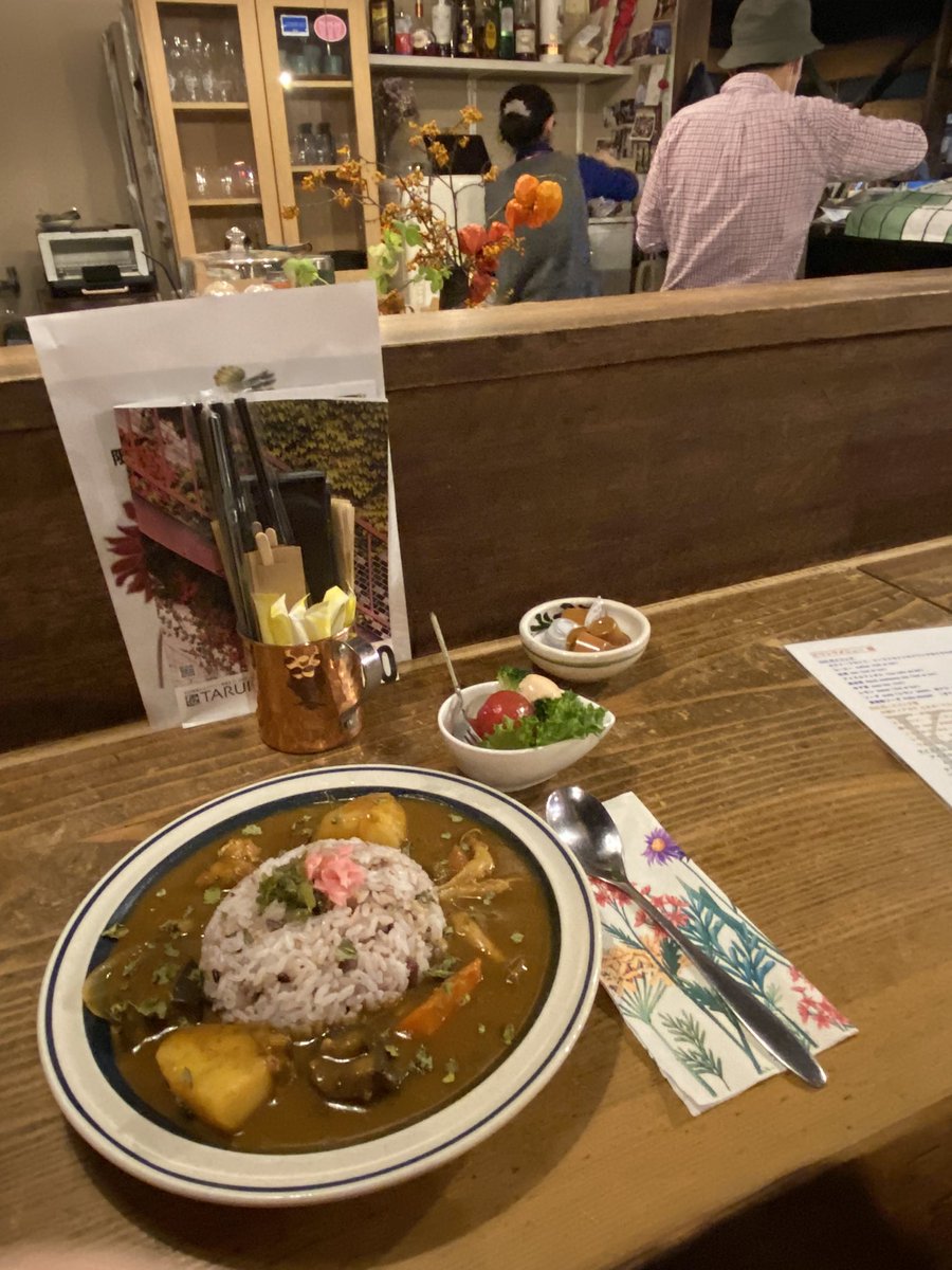 o6HJC3l4xWC9vrB's tweet image. 今日は花園のK.cafeさんで美味しいカレー🍛カボチャブリュレ🎃 カボチャシフォン、ハーブティー、メープルマロンラテを飲みながら、とっても贅沢で楽しい時間を過ごせました😆
#Kcafe
#ライブカフェ
#小樽スイーツ
#花園