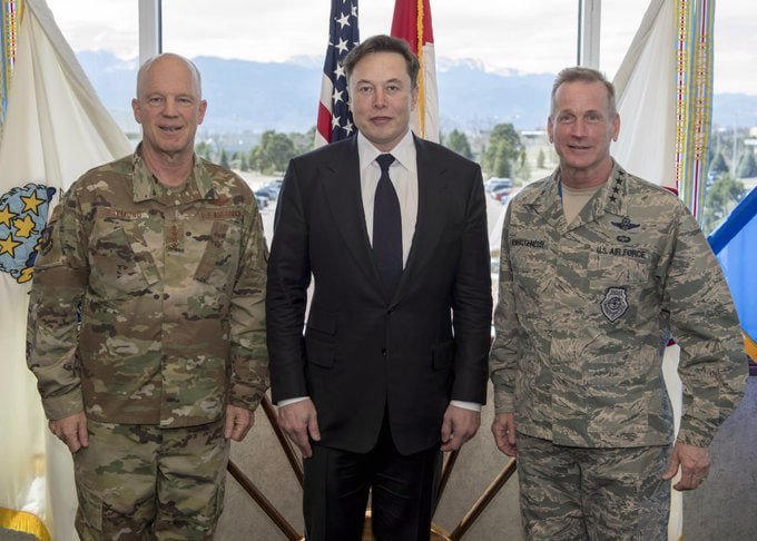 WakeUpPatriott's tweet photo. 🚨BREAKING: Elon Musk Says “America Should prioritize veterans who served our country, not illegal immigrants!” Do you agree with Elon Musk? 

YES     OR     NO https://t.co/Wq1MWywuzF