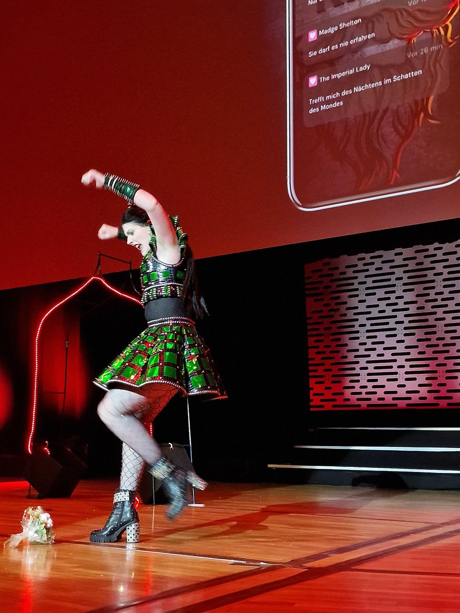 DCM Cosplay tweet media