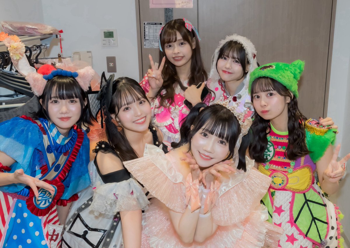 Hinari_FESTIVE's tweet photo. FES☆TIVE ALL STARS 👑
　
全部の時代にも自分がいれたのが嬉しいし
どの時代のメンバーも本当に大好きで
最高の仲間でした✨ https://t.co/ctWFk2e9Cp
