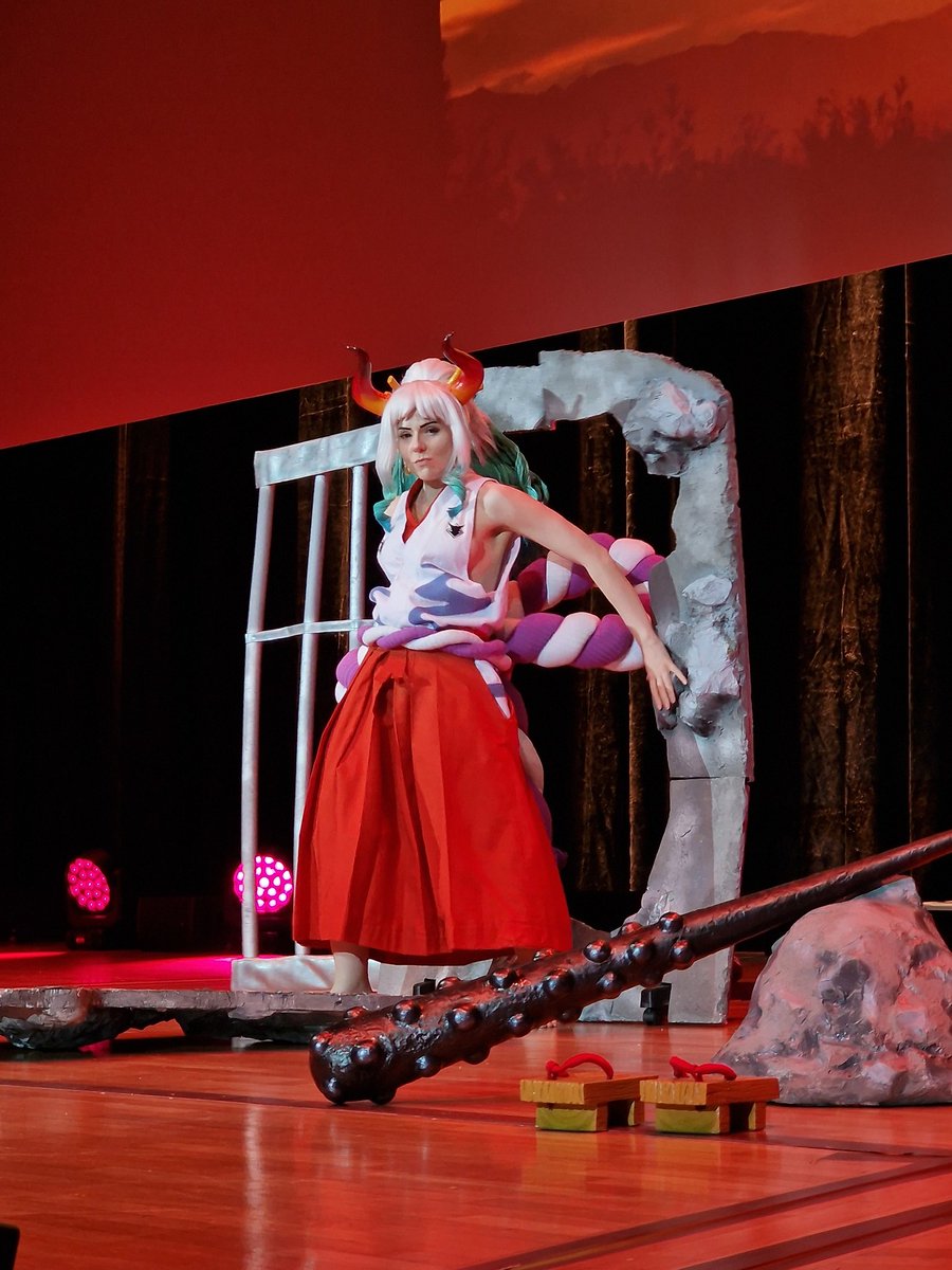 DCM Cosplay tweet media